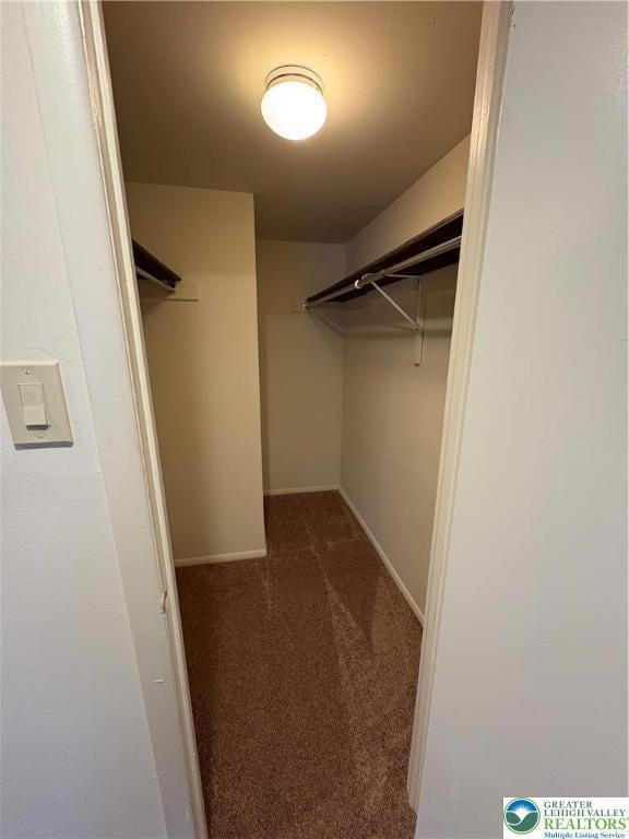 Walk-in closet