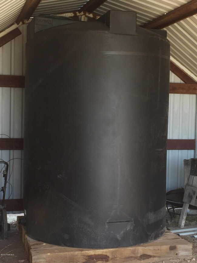 25355 N Patricia Rd, Paulden, AZ 86334 - photo 3