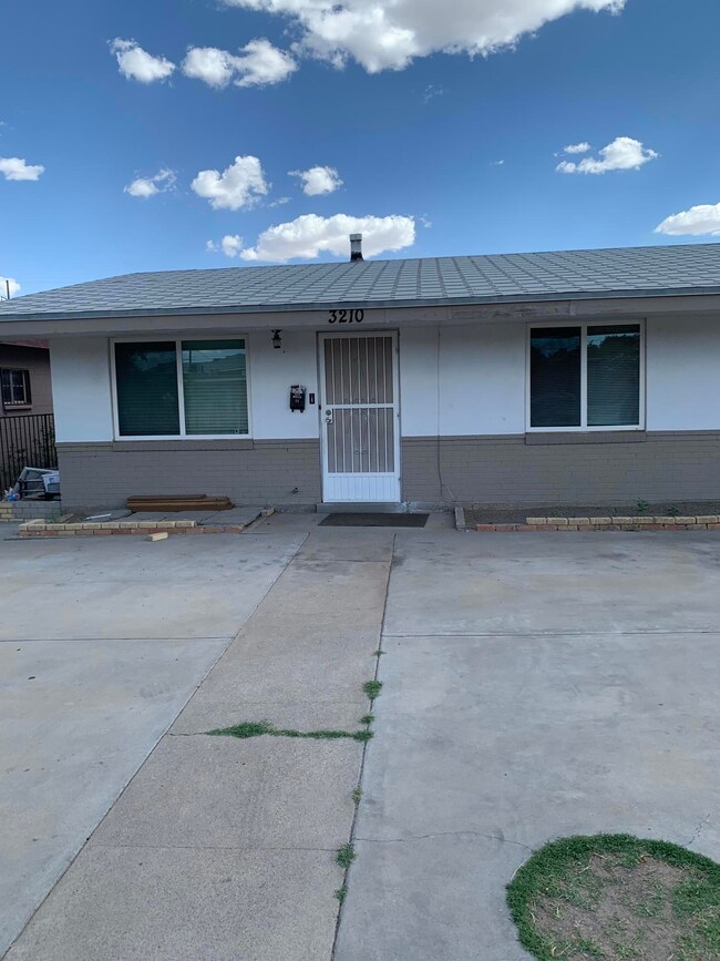 3208 Mobile Ave, El Paso, TX 79930 - photo 2