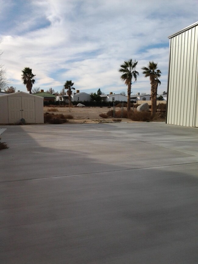 4181 Stetson Ave, Rosamond, CA 93560 - photo 6
