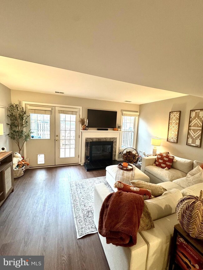 2568 B S Arlington Mill Dr unit B, Arlington, VA 22206 - photo 6