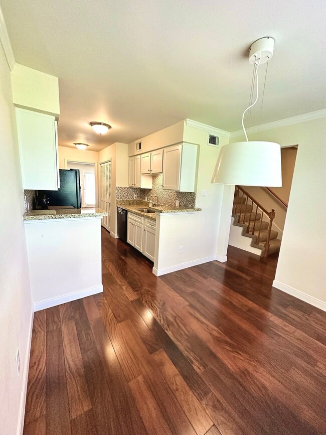 10392 Briar Forest Dr unit 33/4, Houston, TX 77042 - photo 3