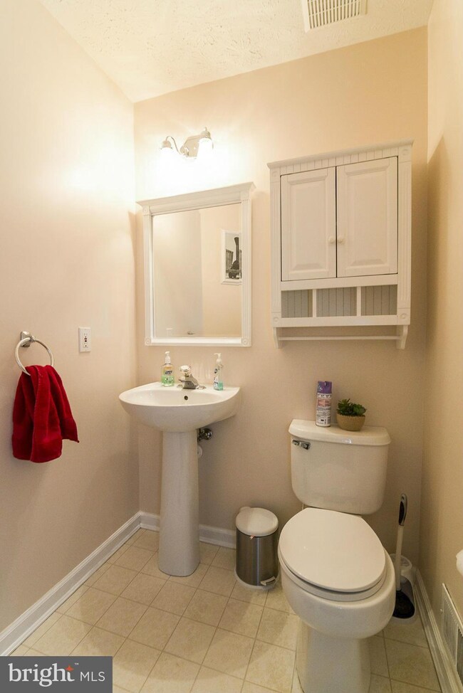 17 Milkwood Ct, Owings Mills, MD 21117 - photo 7