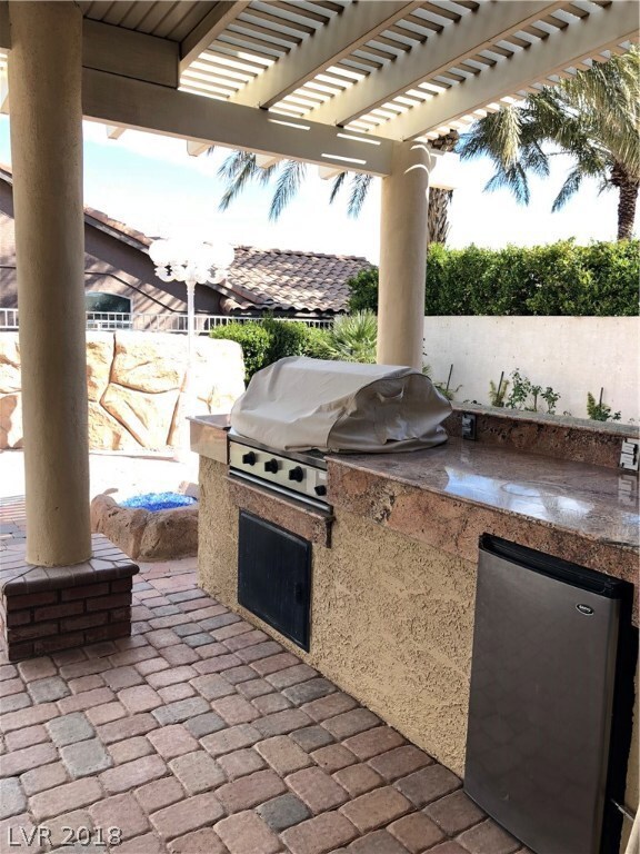 216 Trenier Dr, Henderson, NV 89002 - photo 7