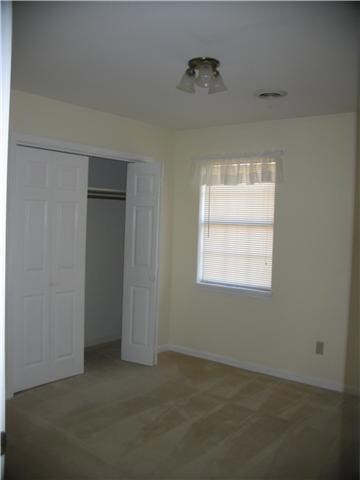 67 Ester Ln unit 11, Manchester, TN 37355 - photo 6