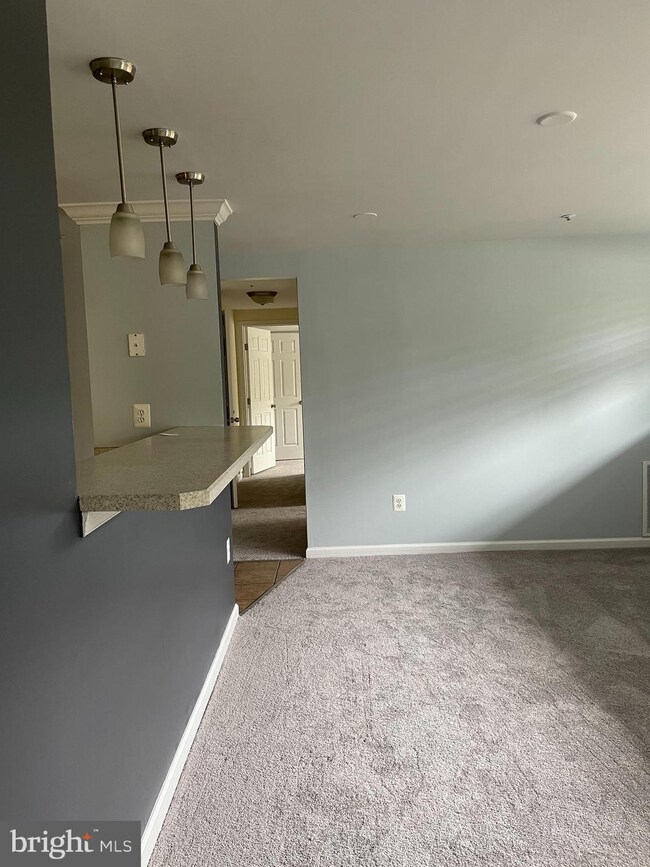 3381 Yost Ln unit 104, Dumfries, VA 22026 - photo 6