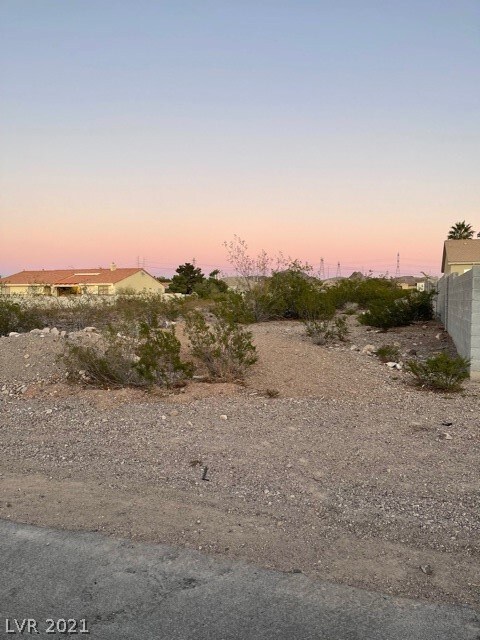 Back of Parcel off Kiel