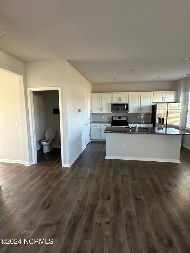 3616 Corinth Dr, Greenville, NC 27834 - photo 6