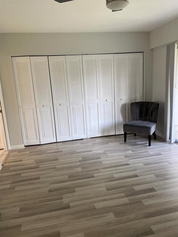 376 Dorset I, Boca Raton, FL 33434 - photo 4