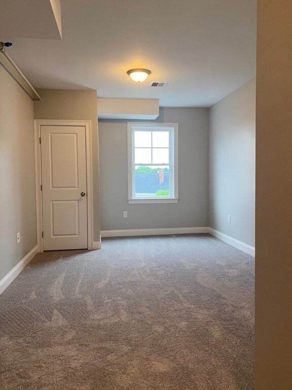 20 Locust St unit 304, Danvers, MA 01923 - photo 3