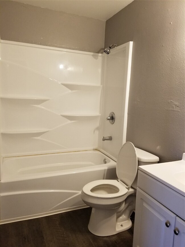 115 Commerce St unit 11, Magnolia, TX 77355 - photo 4