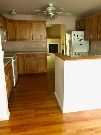 17 Dale Ave unit 10, Auburn, MA 01501 - photo 2