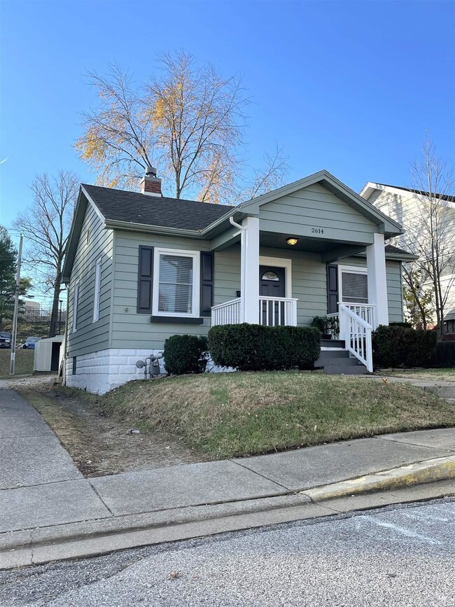 2614 Edgewood Dr, Evansville, IN 47712 - photo 2