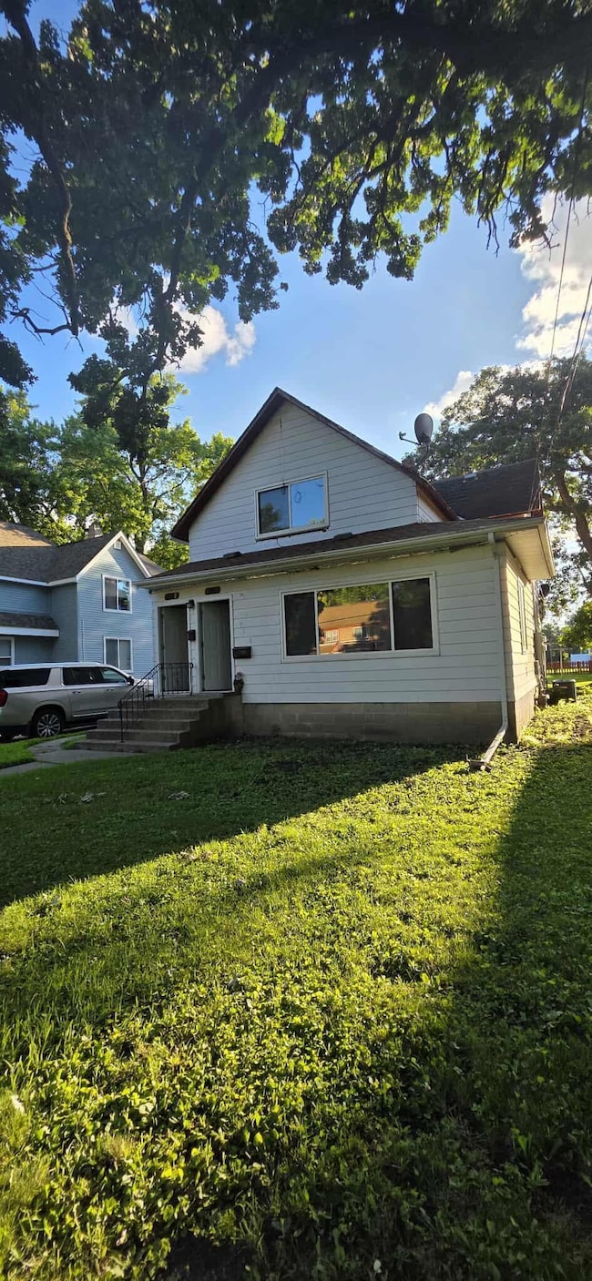 918 Jefferson Ave, Albert Lea, MN 56007 - photo 2