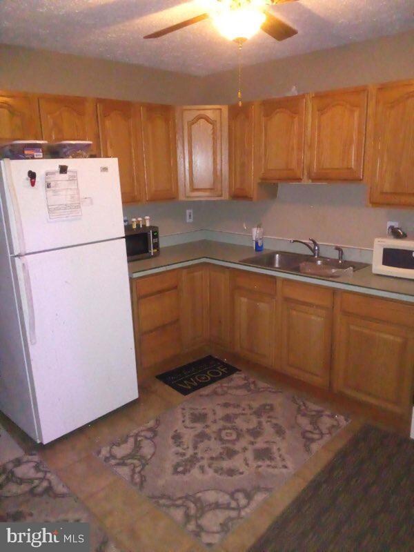 572 Compass Rd E, Middle River, MD 21220 - photo 3