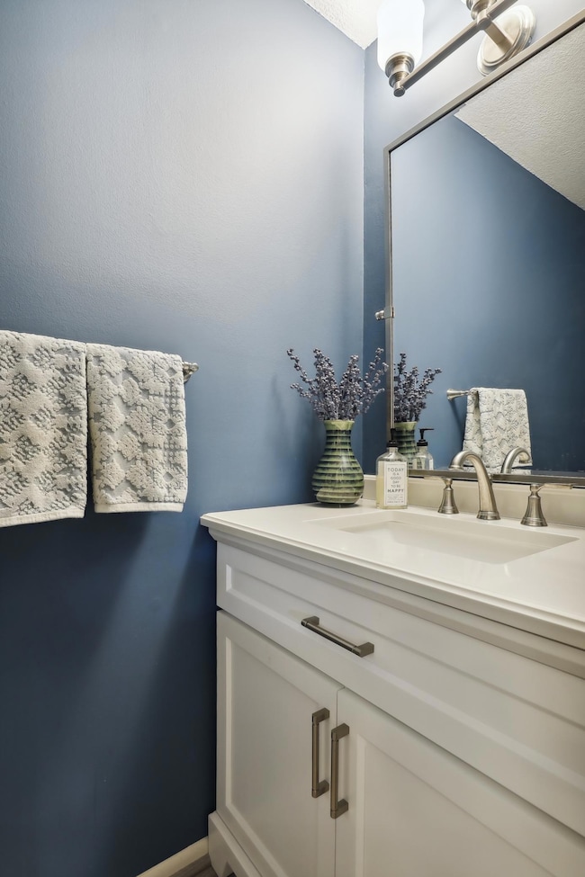 17905 Brigham Trail, Wayzata, MN 55391 - photo 7