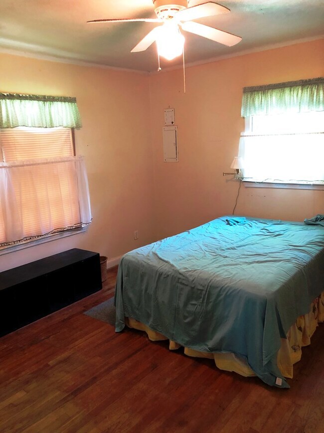 Rear Bedroom