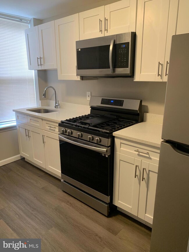 420 N Loudon Ave, Baltimore, MD 21229 - photo 6