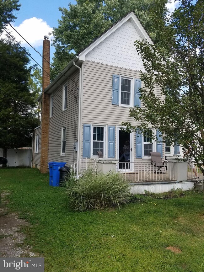 135 W Howard St, Clayton, NJ 08312 - photo 3