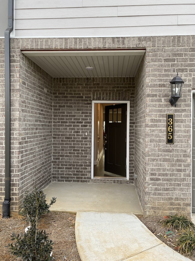 365 Coleman Ct, Columbia, TN 38401 - photo 2