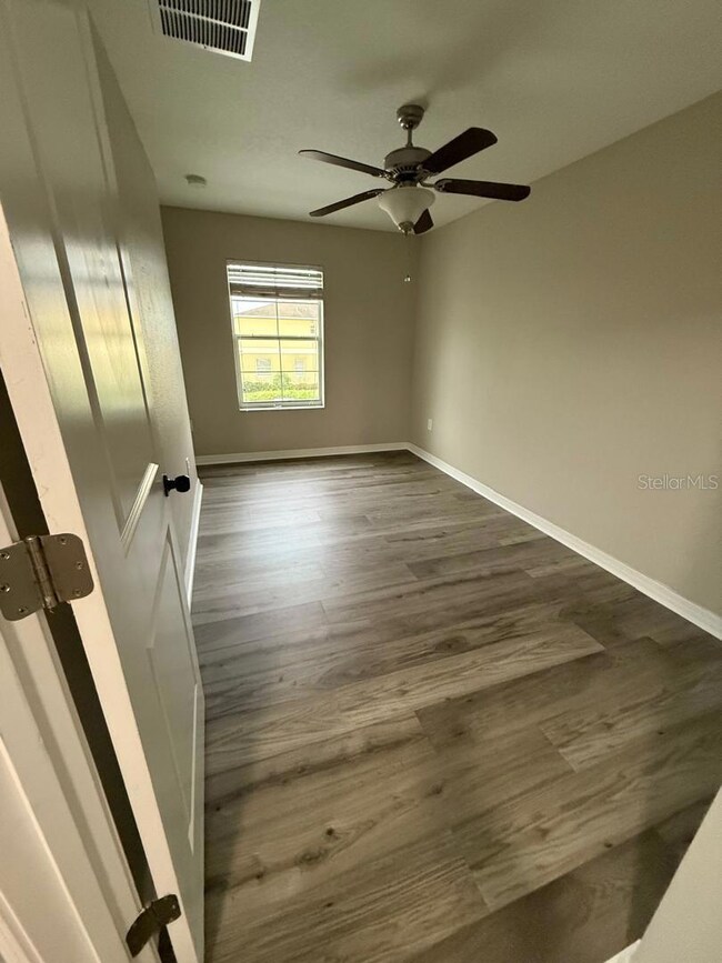 12931 Dream Catcher Way, Riverview, FL 33579 - photo 6