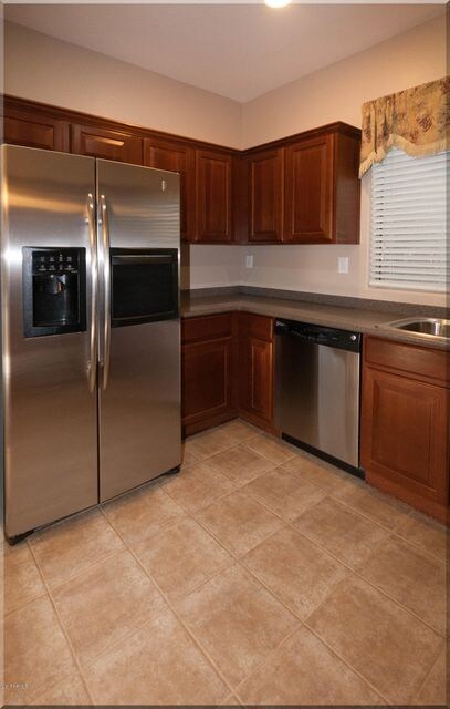 rsz_stainless_refrigerator