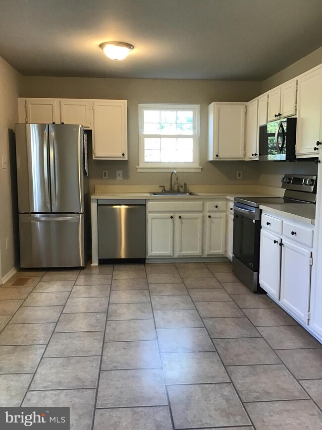 7690 Chadds Landing Way, Manassas, VA 20111 - photo 7