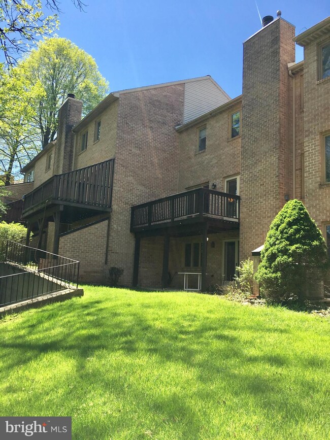 30 Treaty Dr, Chesterbrook, PA 19087 - photo 4