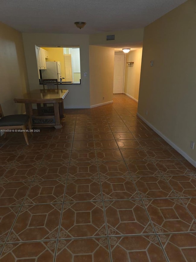 117 Lake Emerald Dr unit 108, Oakland Park, FL 33309 - photo 3