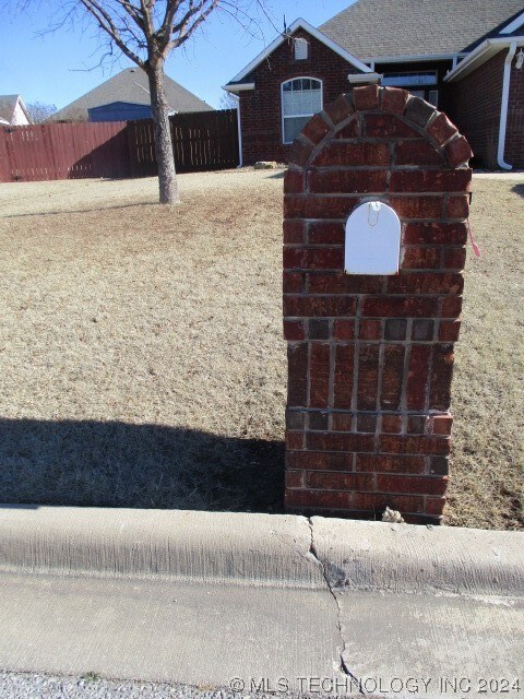 1810 Kaydence Dr, Ardmore, OK 73401 - photo 3