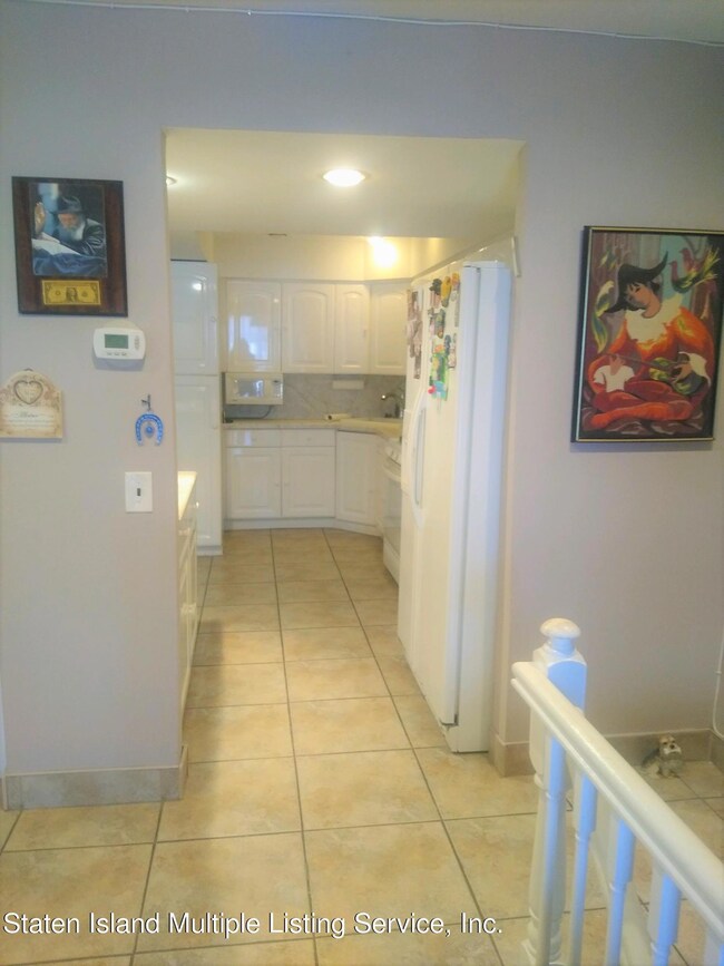 12 Racal Ct unit AG, Staten Island, NY 10314 - photo 5