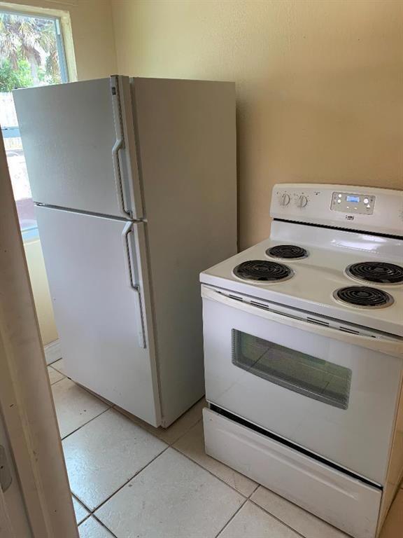 1089 Highland Rd unit B, Lantana, FL 33462 - photo 3