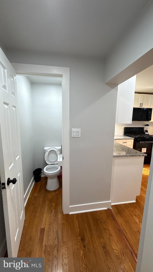 53 N Keystone Ave, Upper Darby, PA 19082 - photo 7