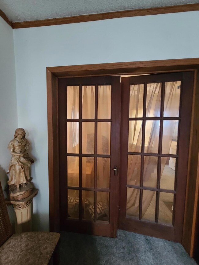 To main fl bedroom