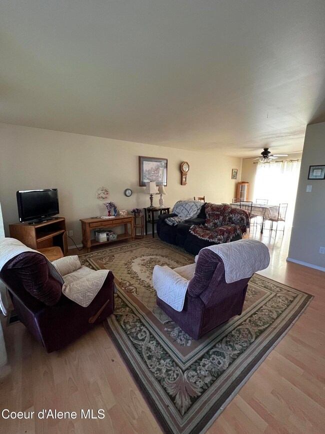 LIving area into dining