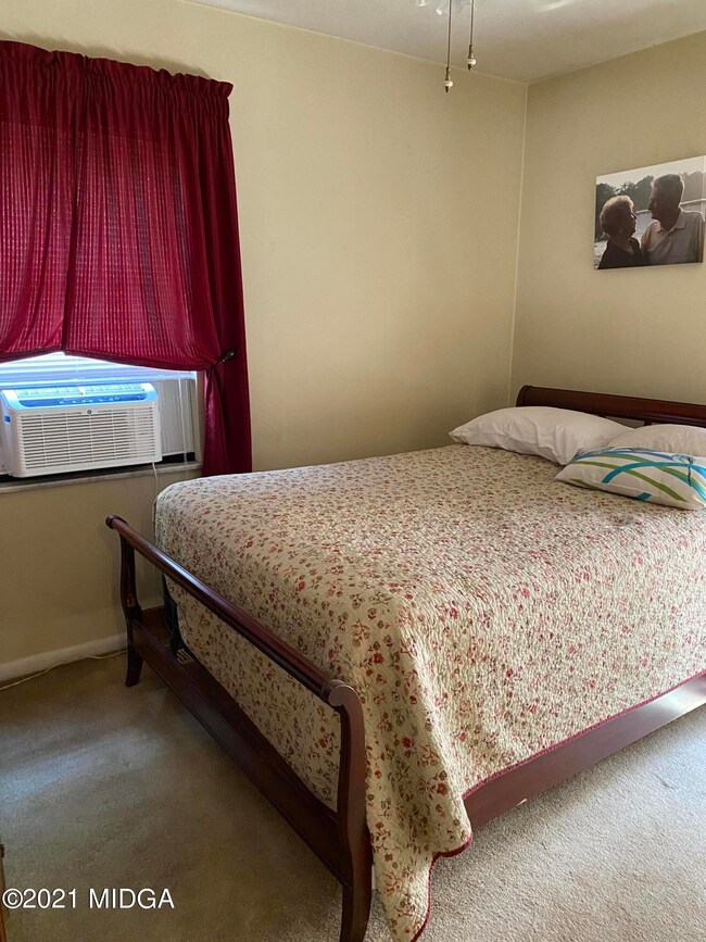 2586 Greenleaf Dr, Macon, GA 31206 - photo 6