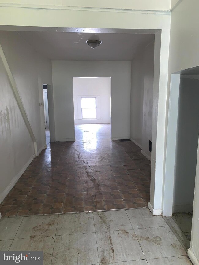 1812 N Washington St, Baltimore, MD 21213 - photo 7