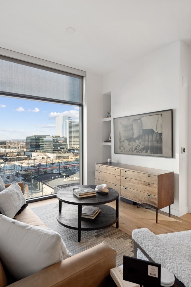 Pullman at Gulch Union unit A3 (A), Nashville, TN 37203 - photo 5