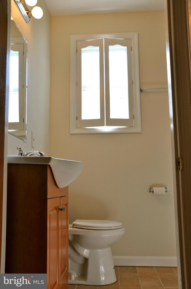 4205 Lasalle Ave, Baltimore, MD 21206 - photo 6