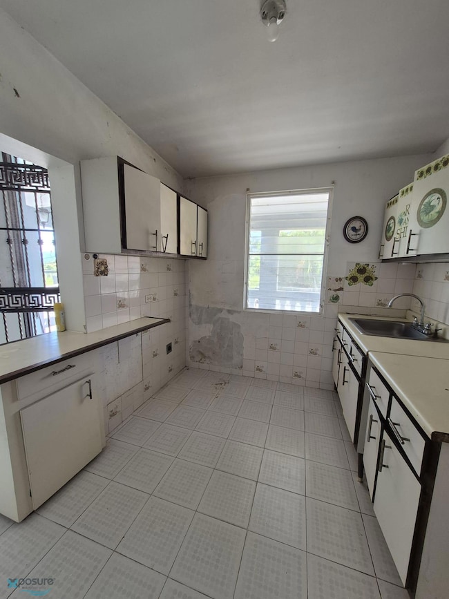 #5 Bo Valenciano Abajo Juncos Pr 00777 unit 5, Juncos, PR 00777 - photo 3