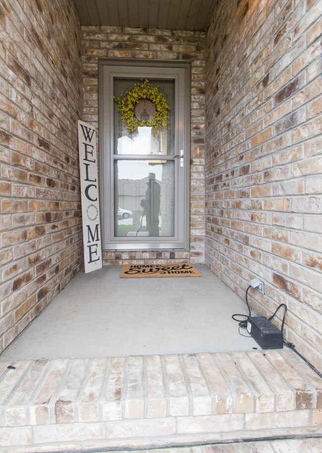 732 N Allison St, Nixa, MO 65714 - photo 2