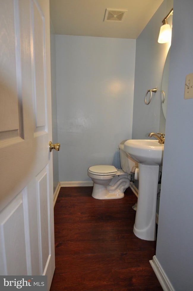 19813 Larentia Dr, Germantown, MD 20874 - photo 6