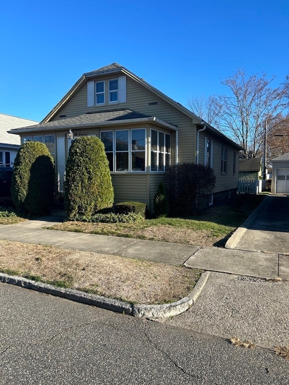 119 Wilber St, Springfield, MA 01104 - photo 2