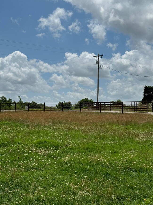 21000 Indian Meridian Rd, Pauls Valley, OK 73075 - photo 3