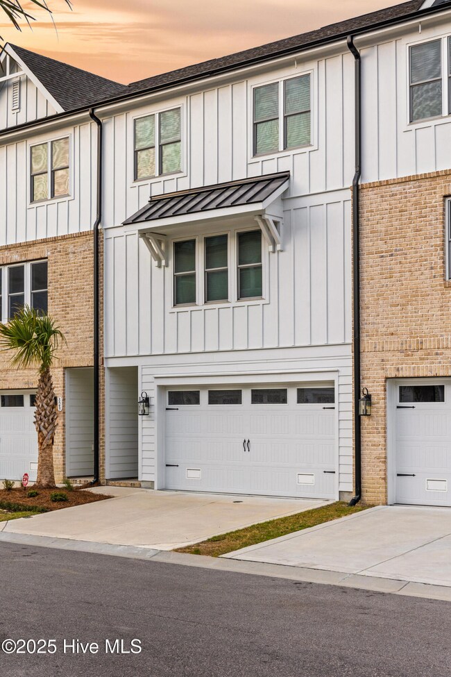 011_808_anchors_bend-11_398