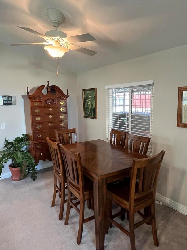 Dining Rm
