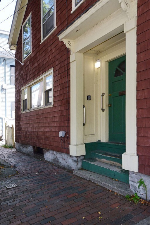 10 8th St, Cambridge, MA 02141 - photo 2