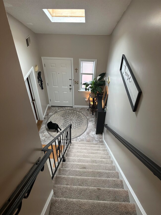 244 Stonebridge Dr, Nashua, NH 03063 - photo 4