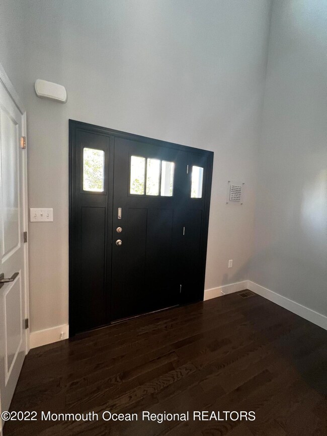 2024 Vernon St, Oakhurst, NJ 07755 - photo 4