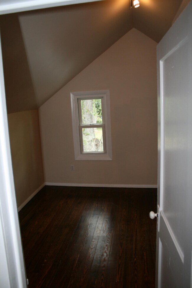 Bedroom 3c